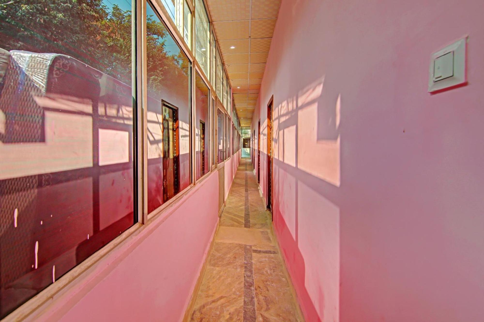 Hotel O Gg Farms ميروت المظهر الخارجي الصورة